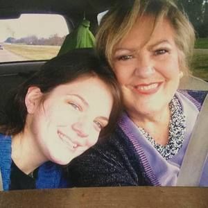 Meet your Posher, Carolyn